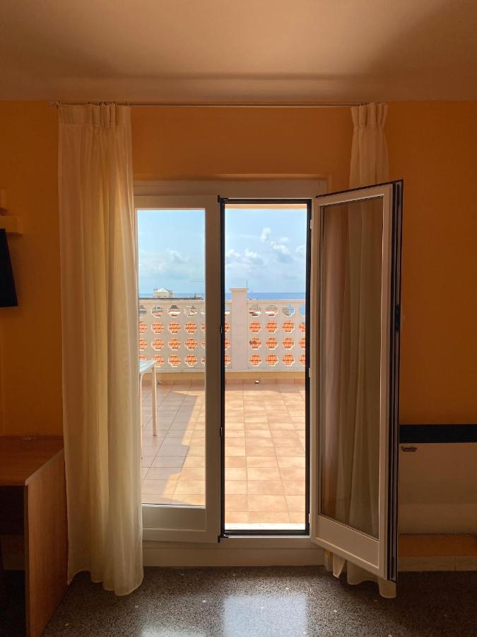 Hotel Ines Varazze Εξωτερικό φωτογραφία