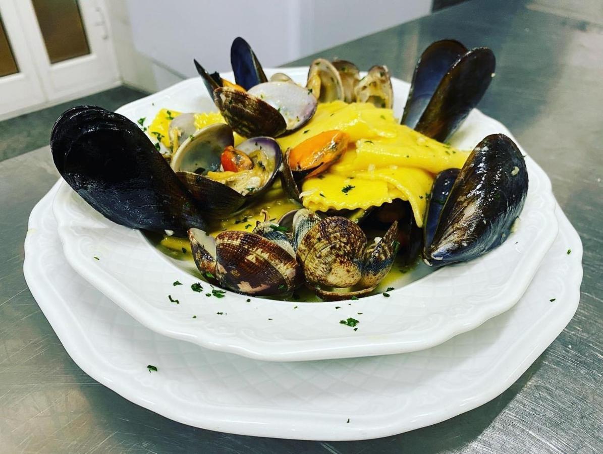 Hotel Ines Varazze Εξωτερικό φωτογραφία