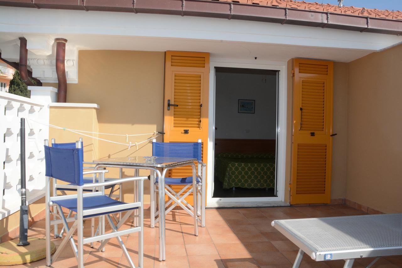 Hotel Ines Varazze Εξωτερικό φωτογραφία